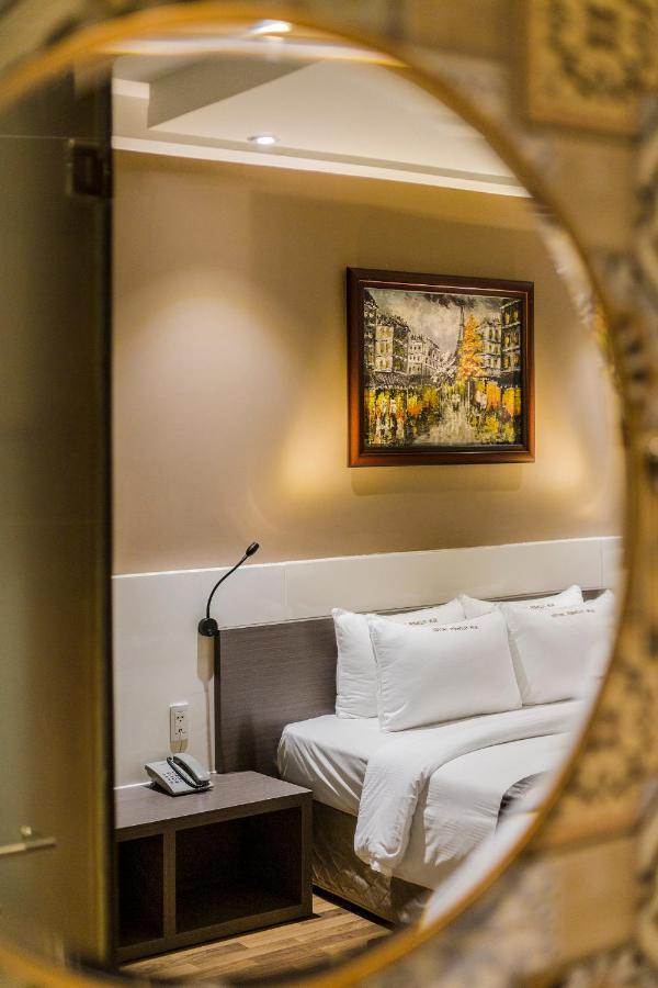 Sunflower Luxury Hotel Хошимин Экстерьер фото