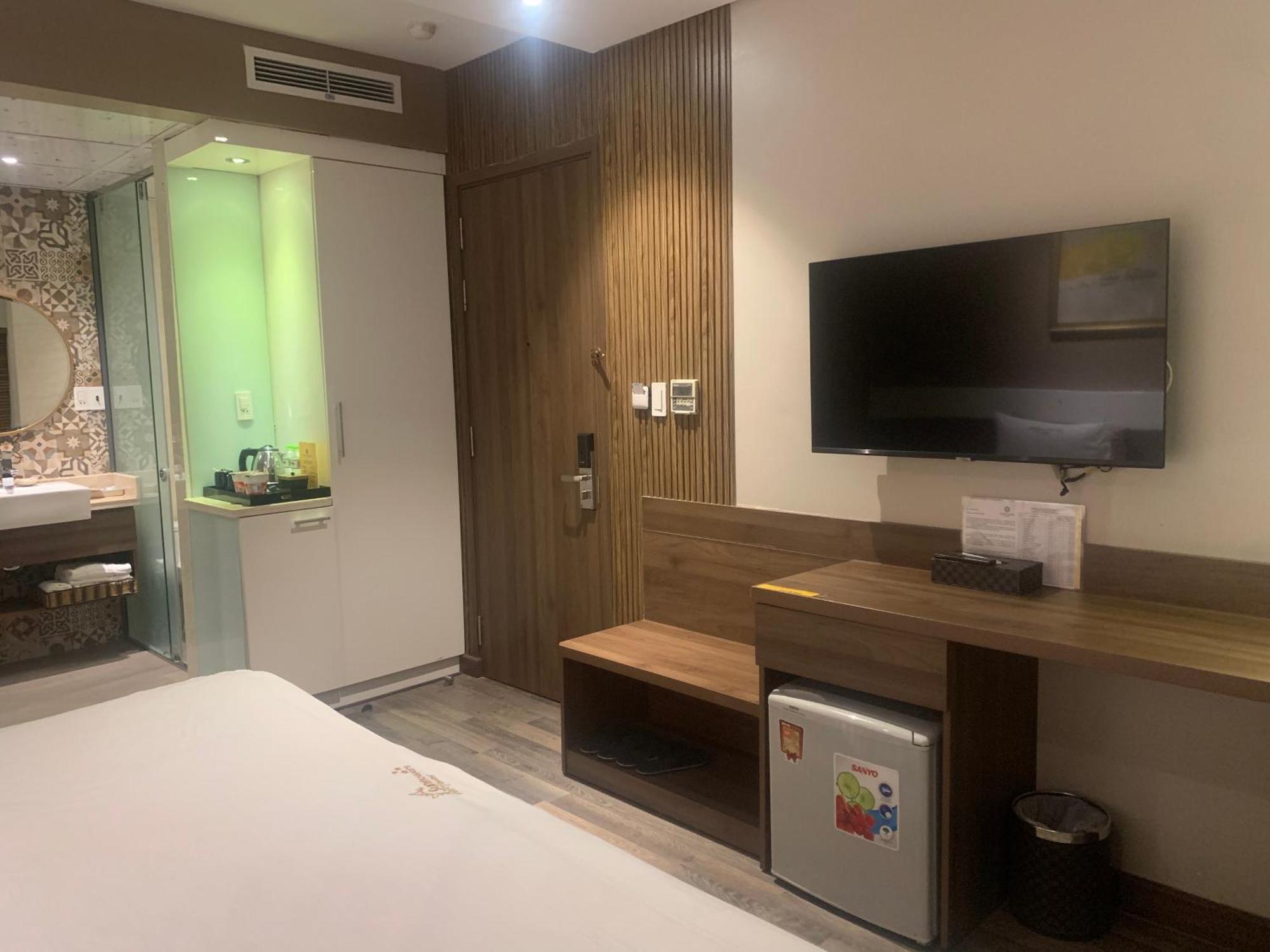 Sunflower Luxury Hotel Хошимин Экстерьер фото