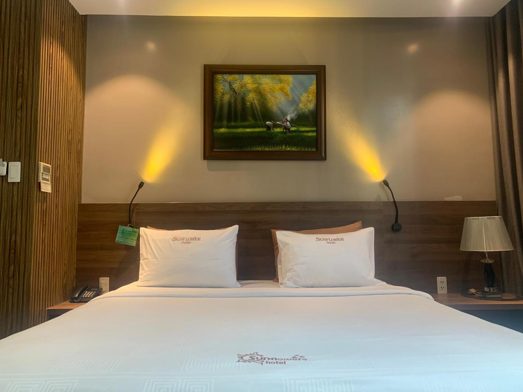 Sunflower Luxury Hotel Хошимин Экстерьер фото